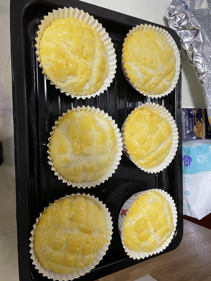 一次发酵直接法～酥脆掉渣菠萝酥皮包