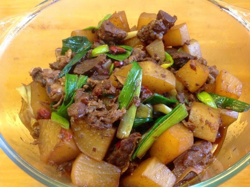 萝卜烧牛腩
