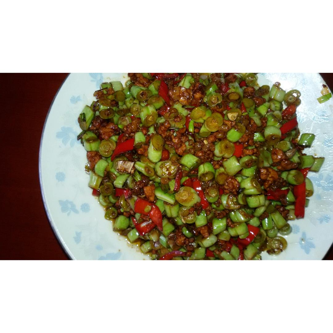 肉沫豆角下饭菜