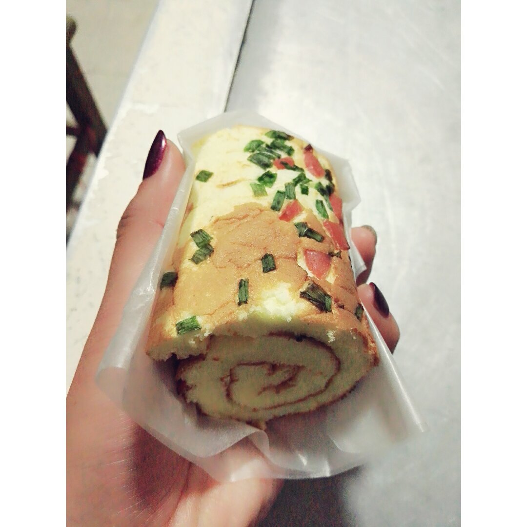 香葱肉松蛋糕卷