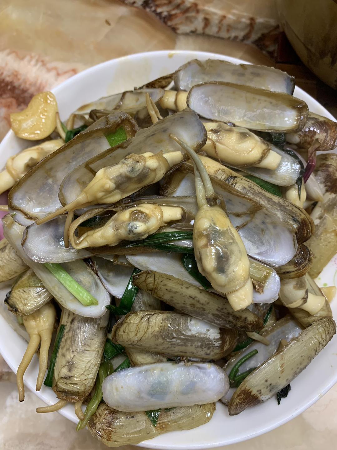 炒海鲜圣子的做法