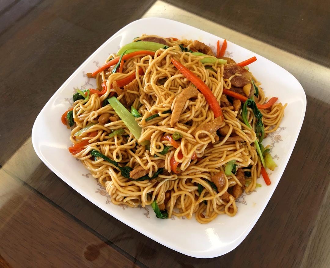 肉丝炒面