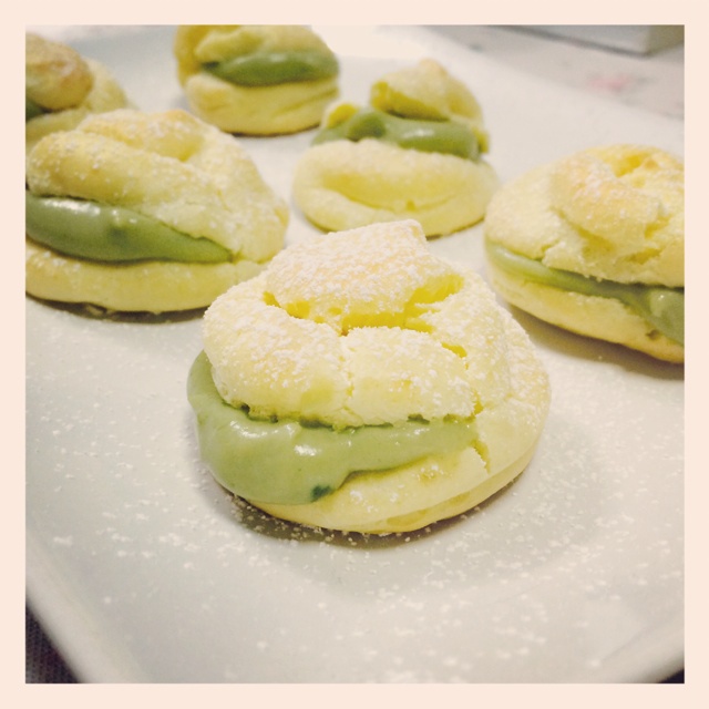 抹茶卡仕达泡芙