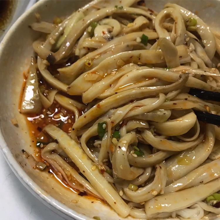 凉拌手撕杏鲍菇