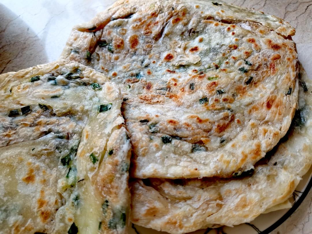 酥酥香香的葱油饼