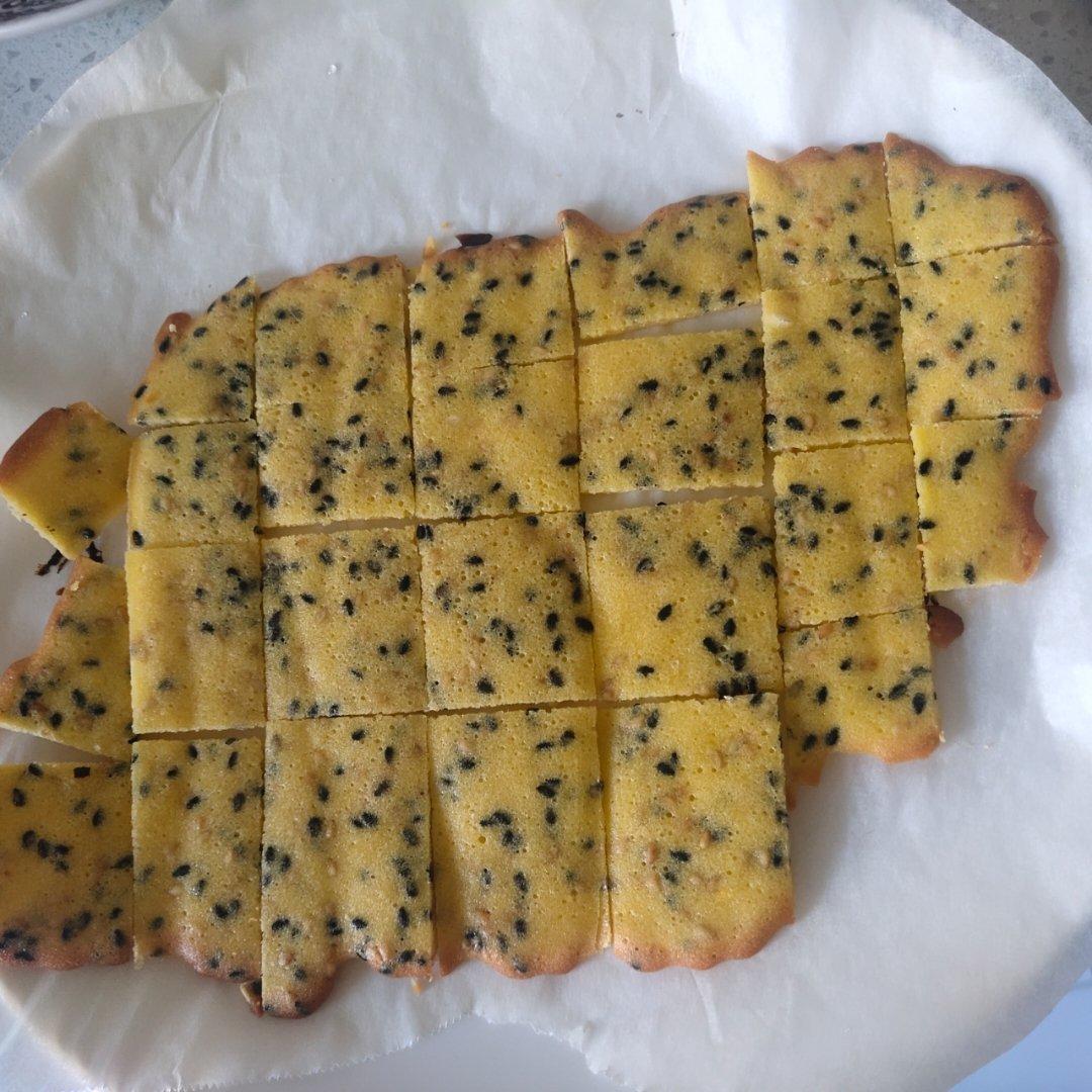小时候的味道 — 芝麻鸡蛋薄脆饼干