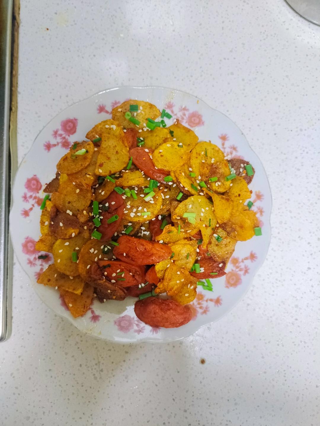 香辣过瘾的孜然土豆火腿，比路边摊还好吃