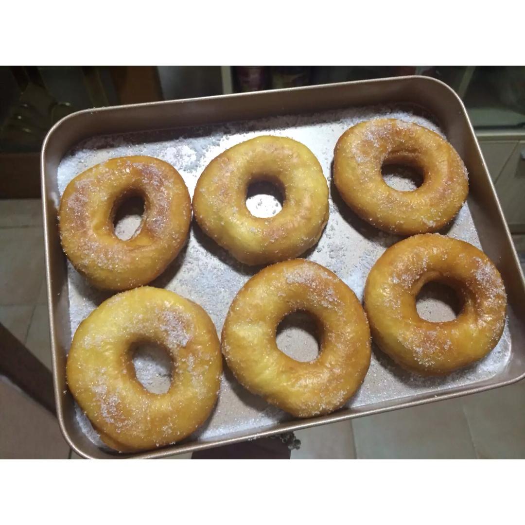 面包 油炸甜甜圈 爱吃的小仙女儿做的油炸甜甜圈