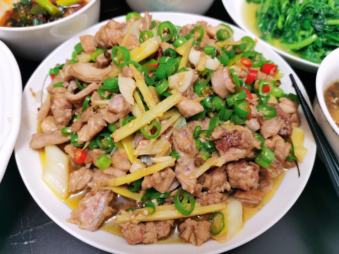 双椒兔丁（重口味江湖菜）