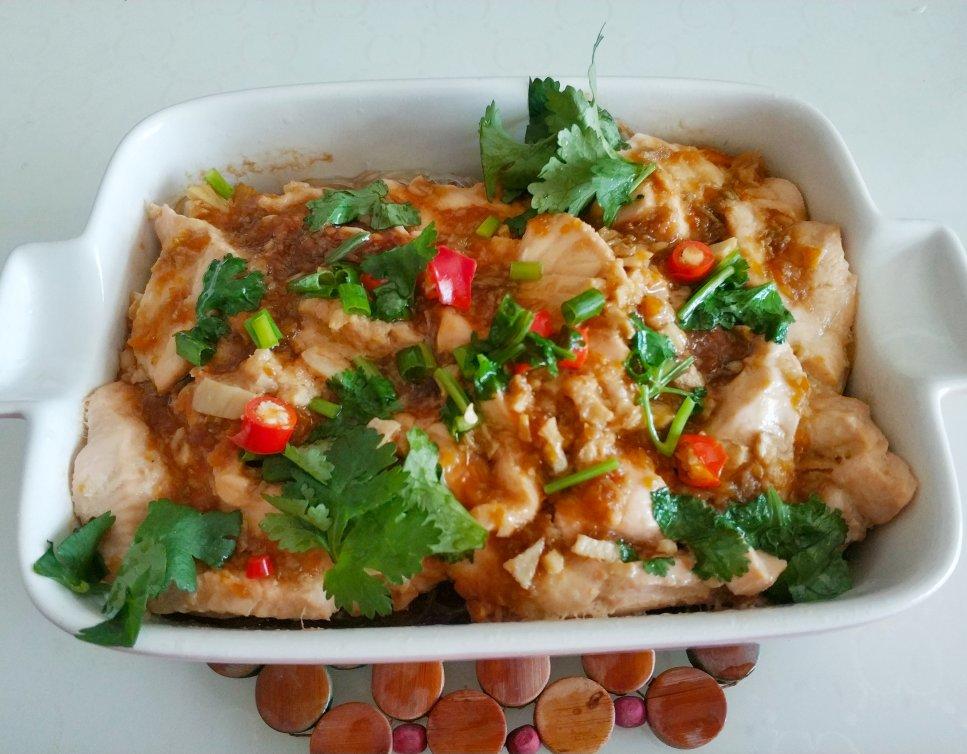 15分钟搞定【蒜蓉粉丝蒸龙利鱼】，入夏前多吃它准能瘦！