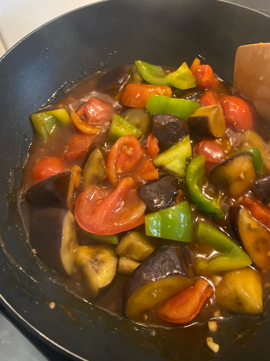 5分钟快手下饭菜#番茄炒茄子🍅番茄家族