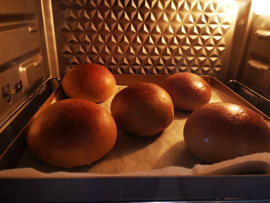 咖啡冰面包（简单，不需要奶油）（内附奶油水果冰淇淋馅方法）