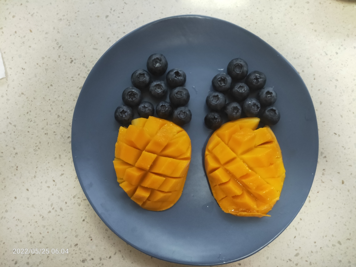 简单漂亮的水果拼盘