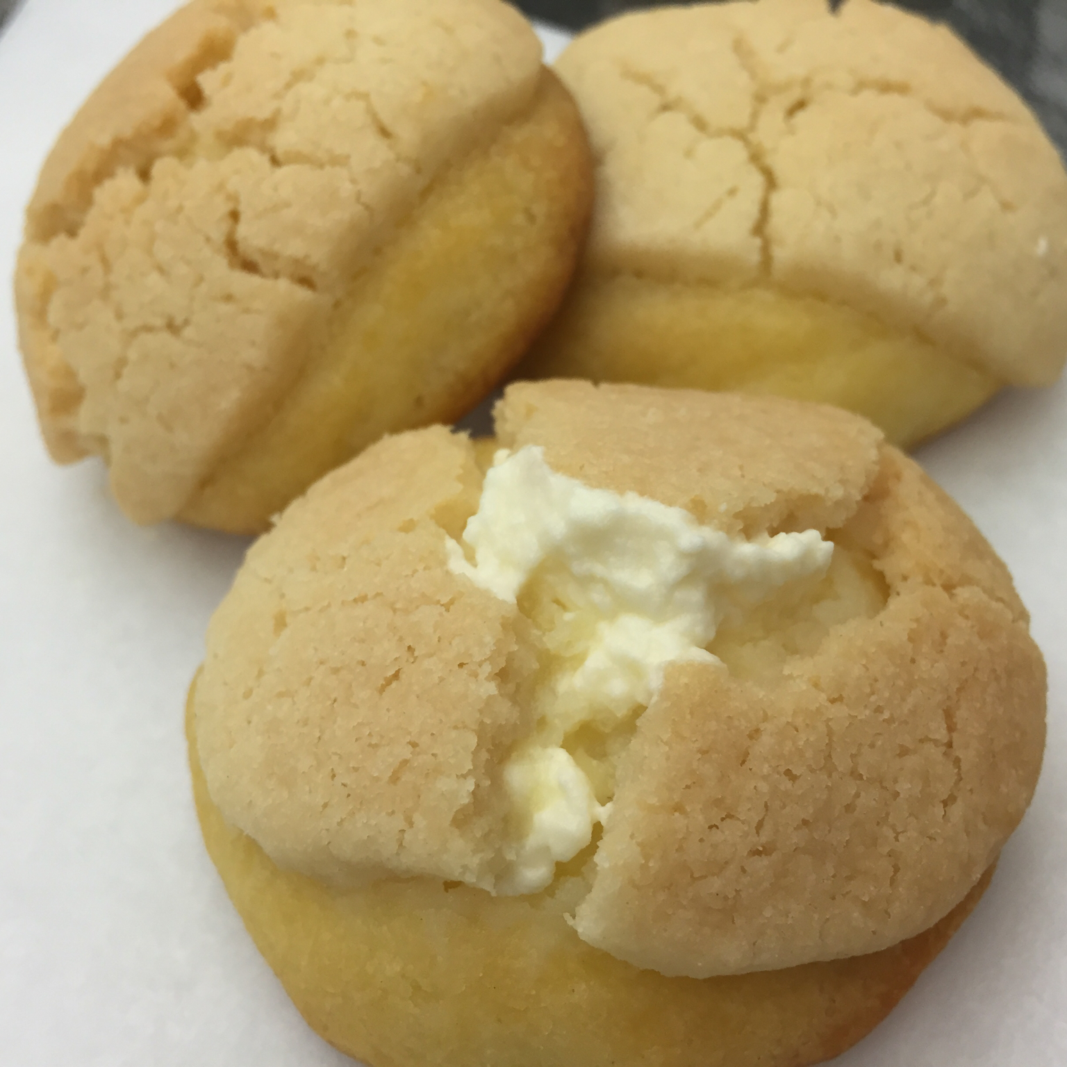 酥皮奶油泡芙--#皮黑森林#