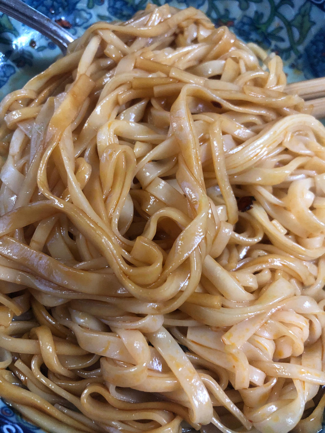 极香的葱油面