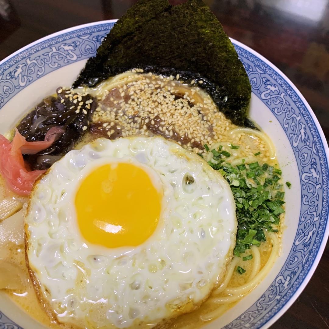 拉面说-豚骨叉烧拉面