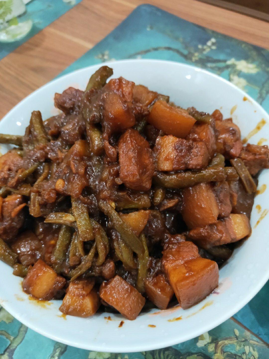 东北炖菜之豆角土豆炖肉