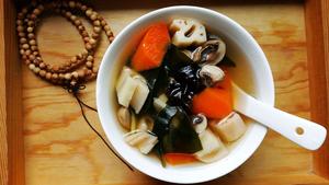 初秋一起来喝汤，平心降噪心情爽丨补钾汤&秋季养生汤 · 圆满素食的做法 步骤1