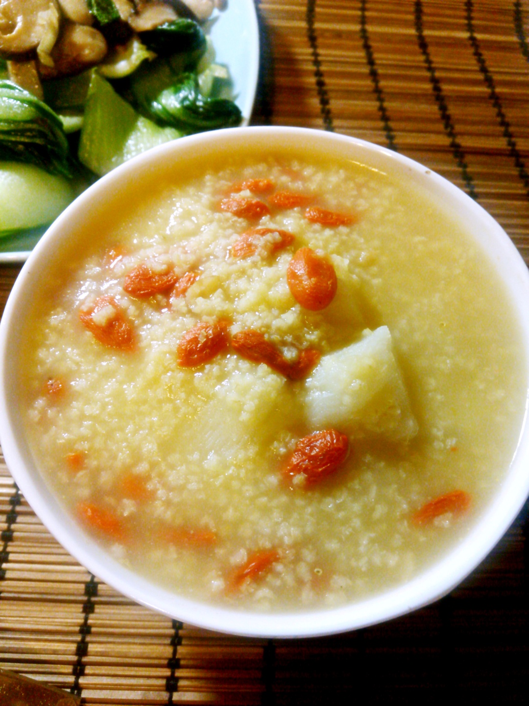 lyre做的山药小米粥