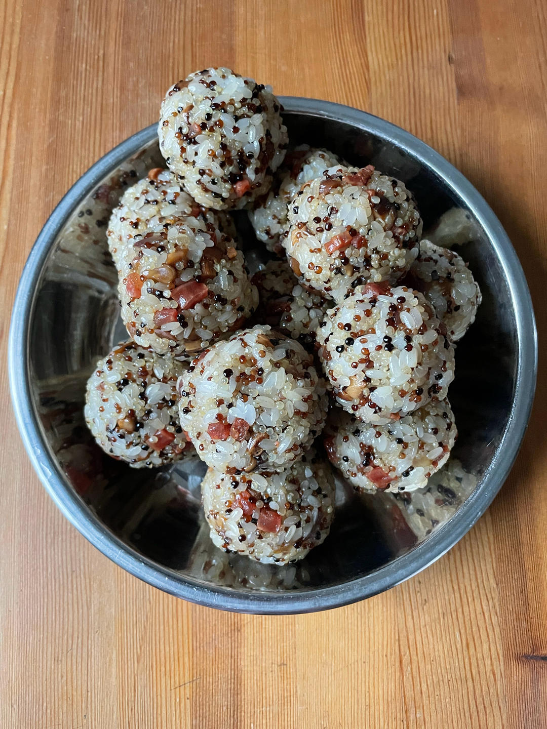 藜麦饭团