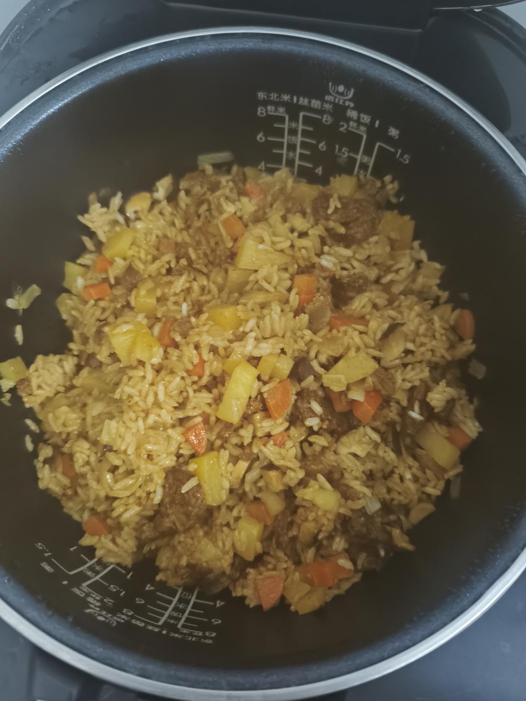 腊肠煲仔饭（电饭锅版）