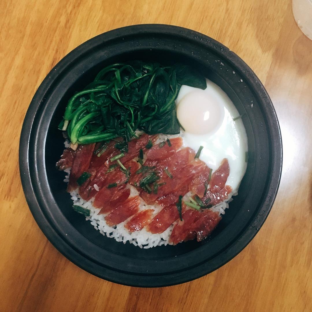 腊味煲仔饭