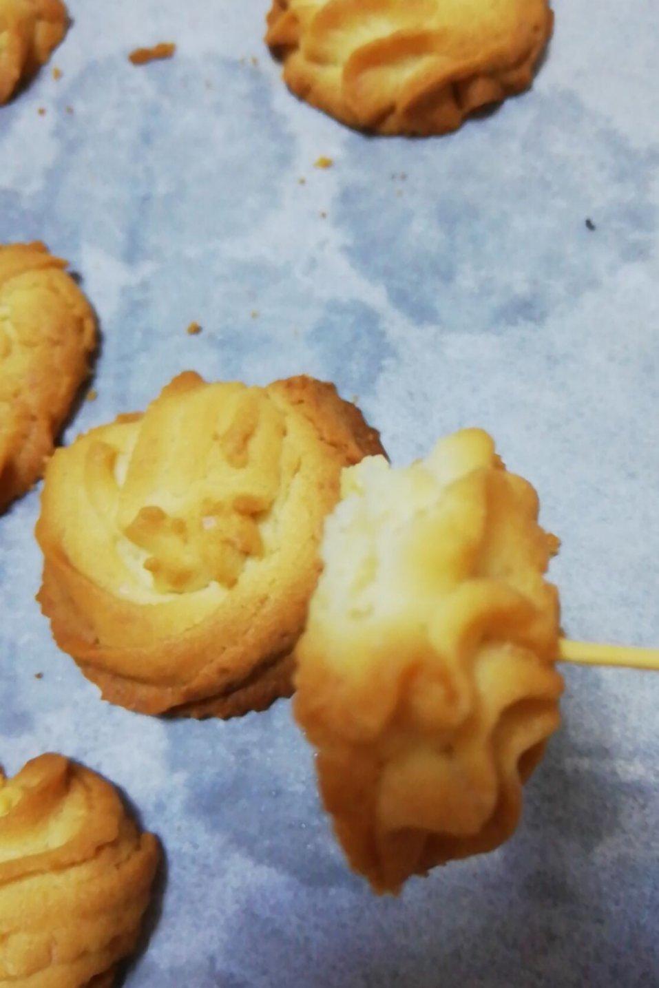 香酥掉渣的黄油曲奇饼干