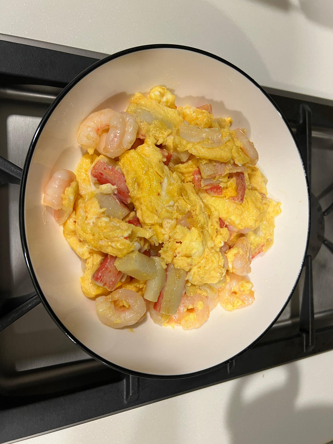 港式茶餐厅滑蛋虾仁饭