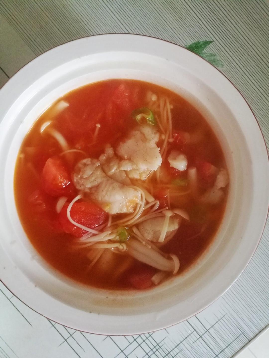 番茄锅酸汤龙利鱼
