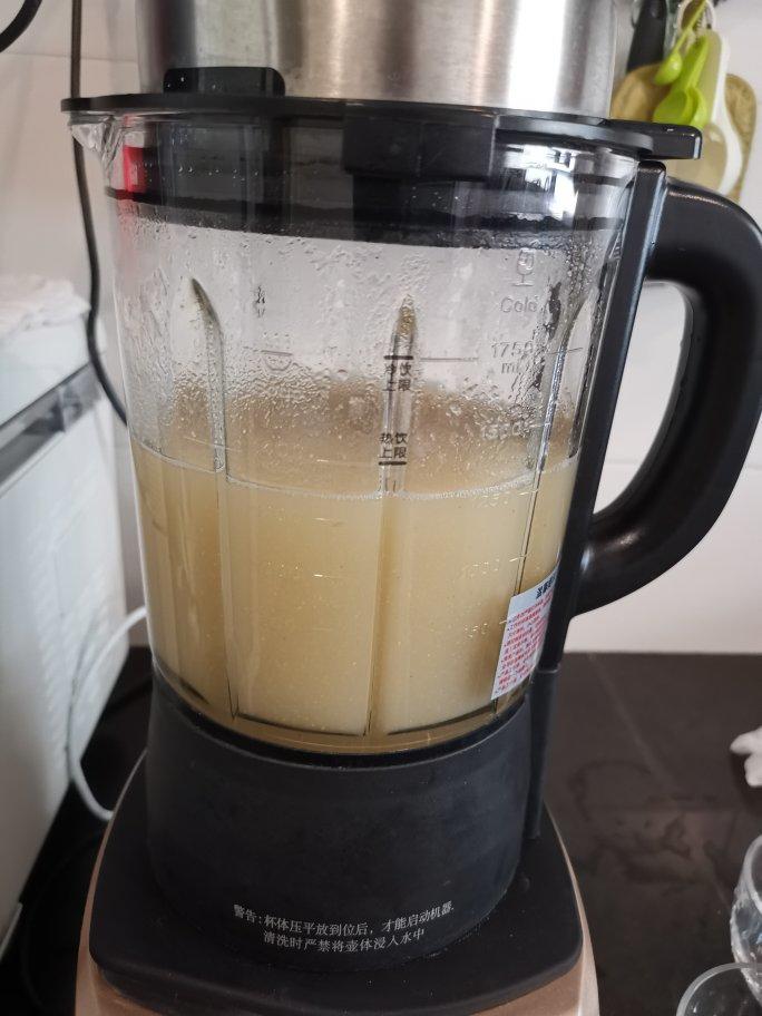 雪梨银耳羹（九阳豆浆机版）