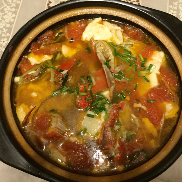 蕃茄梭子蟹豆腐煲