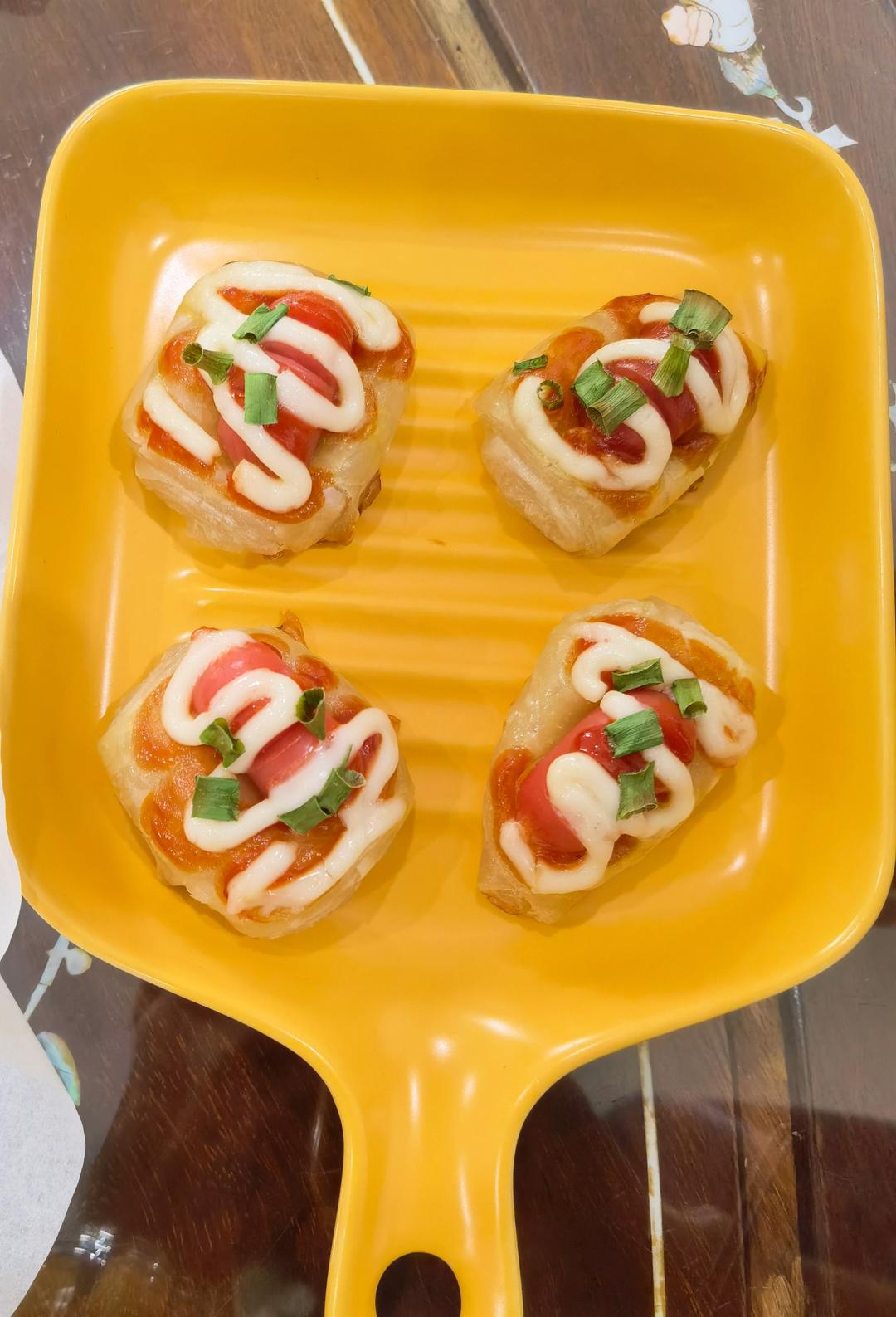 香肠小面包（手抓饼简易版）