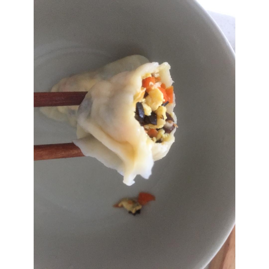 胡萝卜鸡蛋香菇木耳素馅饺子