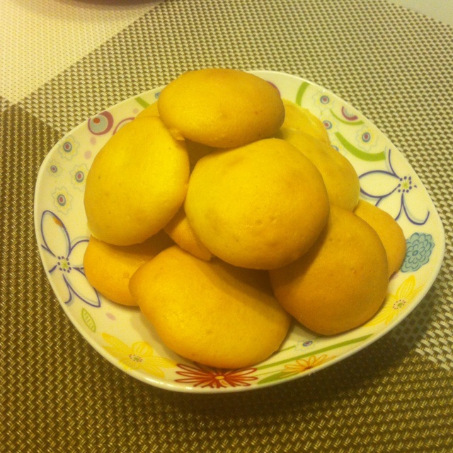 儿时的回忆---蛋黄元