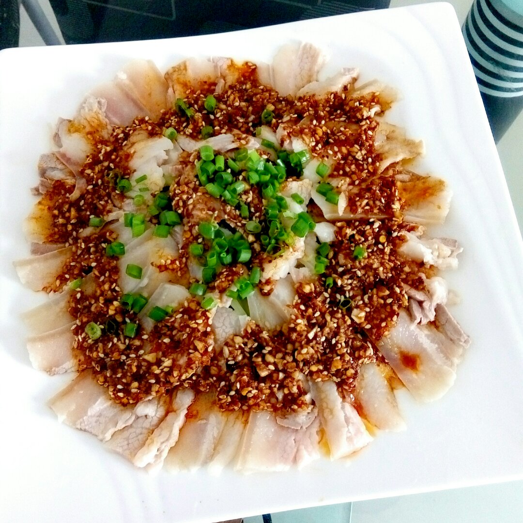 且行且珍惜xs6t做的蒜泥白肉