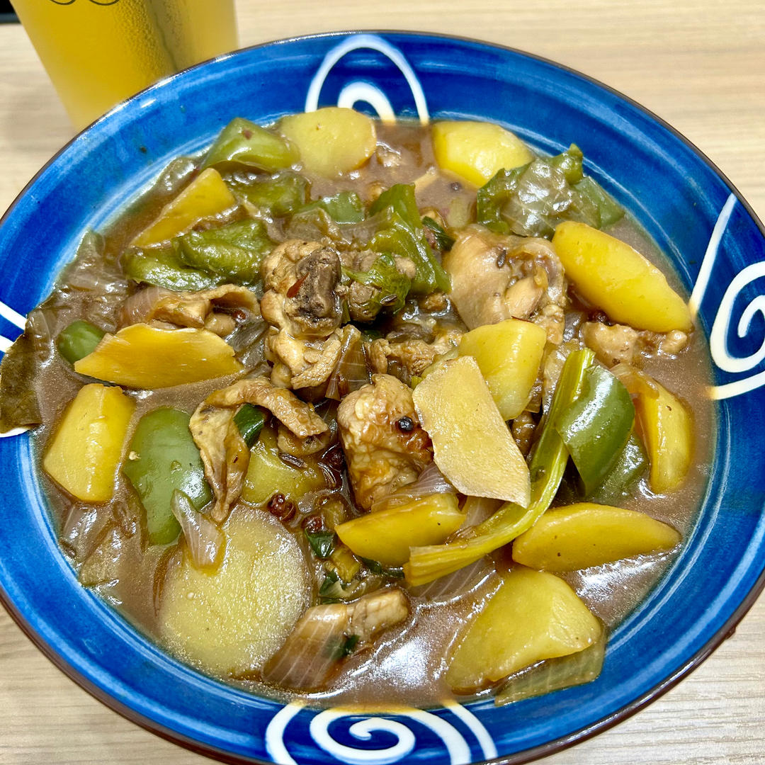 一看就会的土豆烧鸡块