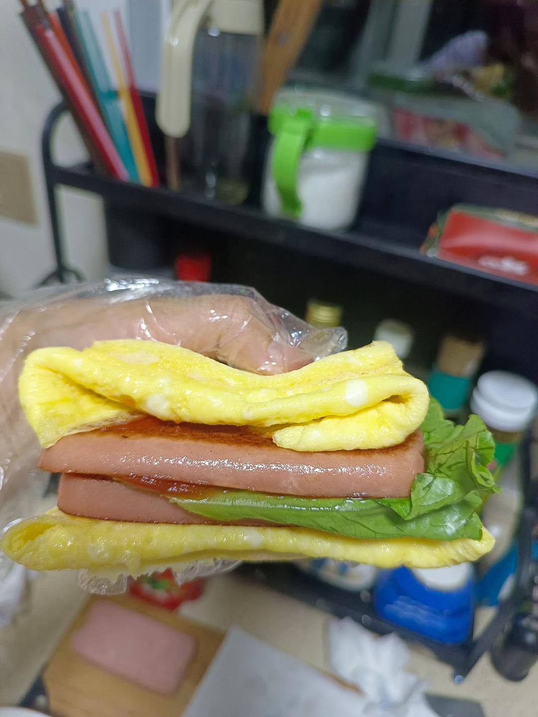 早餐三明治