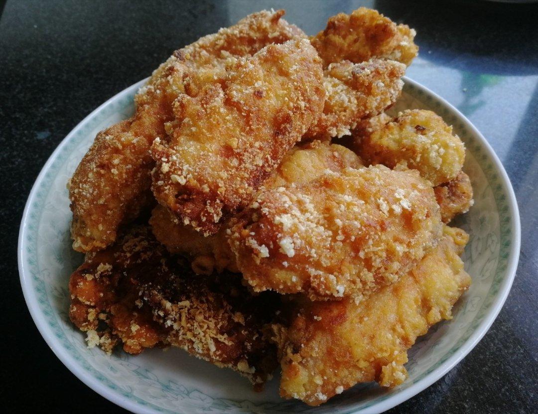 肯德基炸鸡翅（外酥里嫩又多汁）