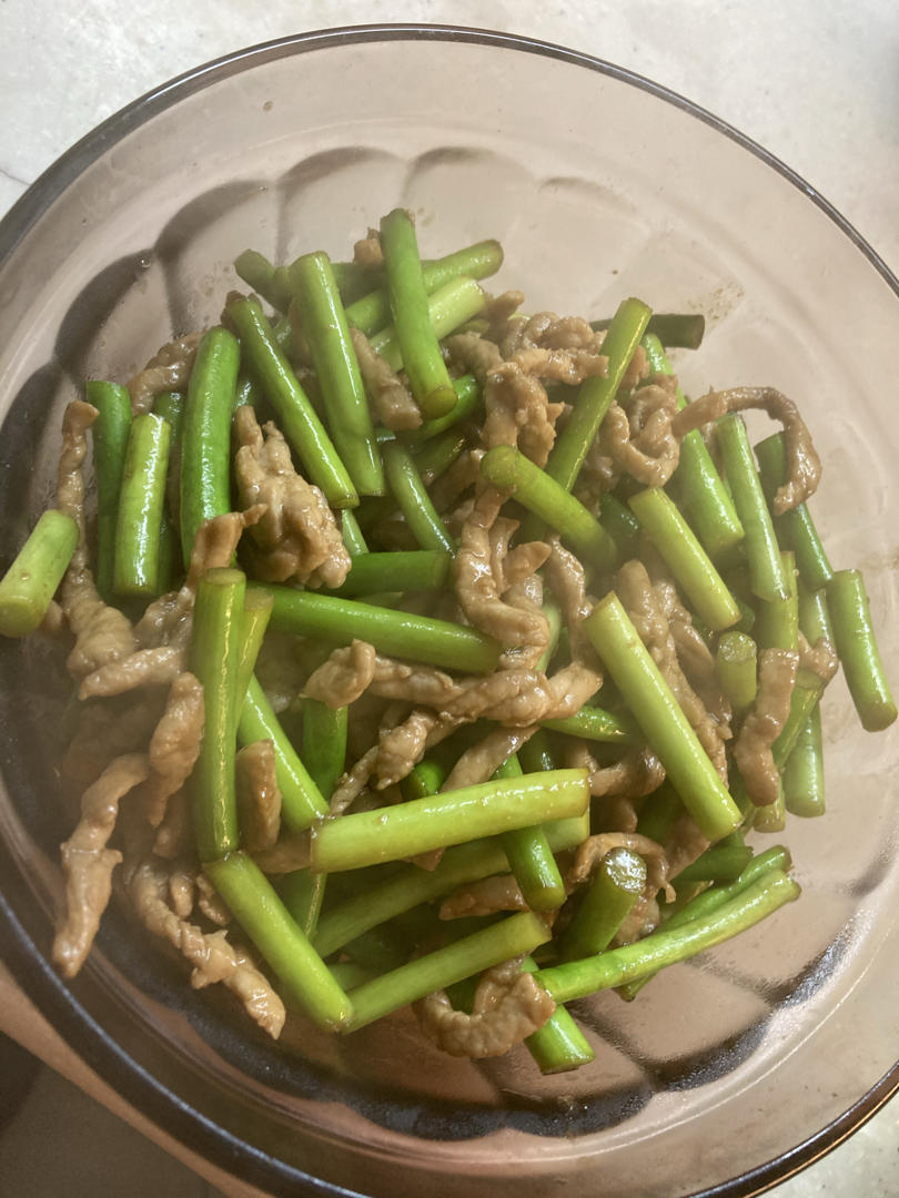 妈妈牌蒜薹炒肉