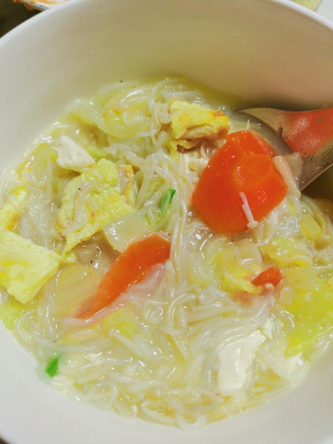 pisces0316做的白菜粉丝汤