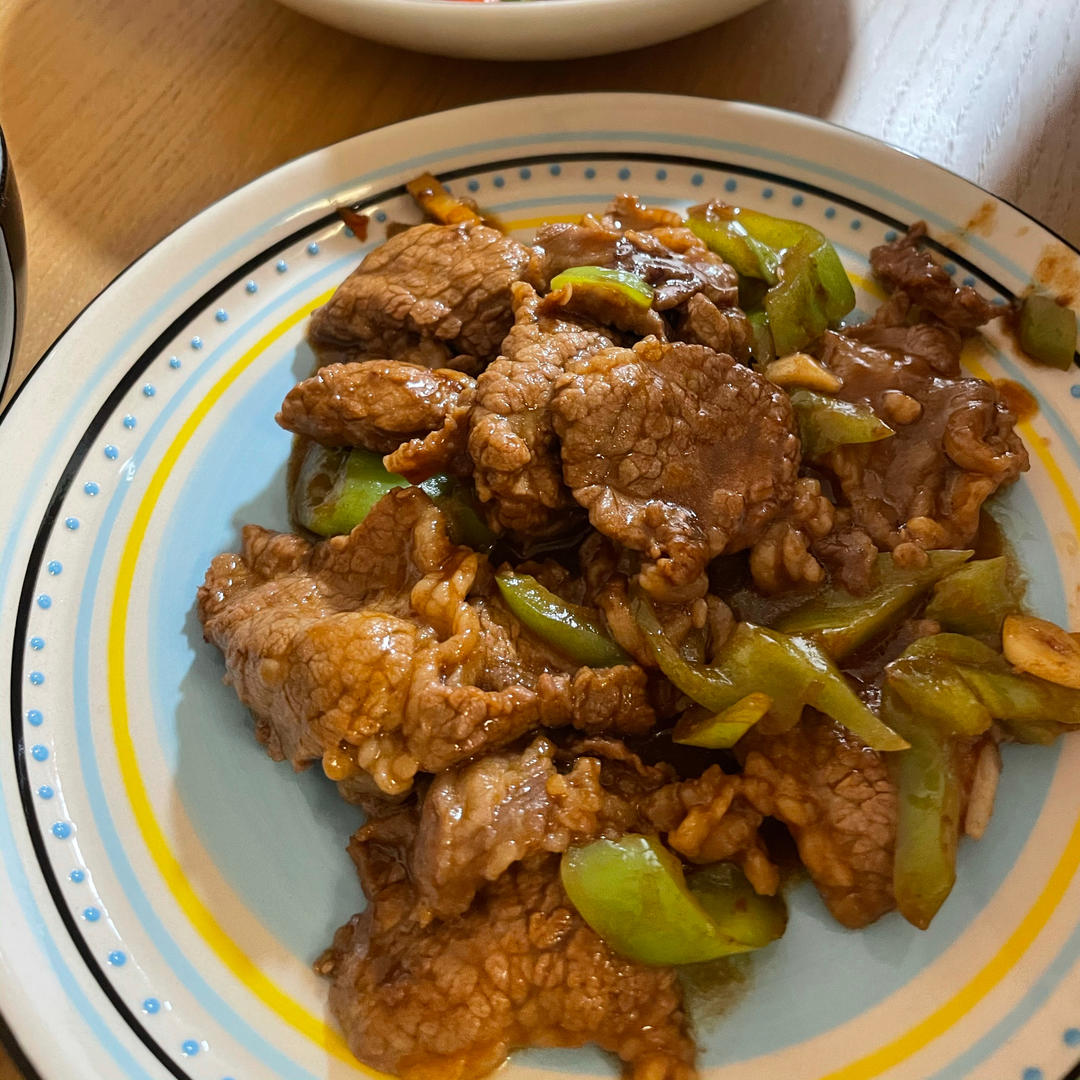 【小高姐】青椒牛肉 如何炒出嫩滑的牛肉