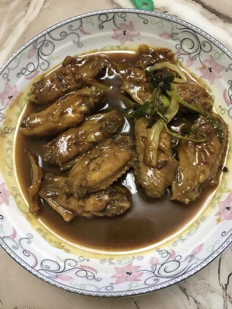 外婆教我的红烧鸡翅·连汤汁都狠好吃！！！