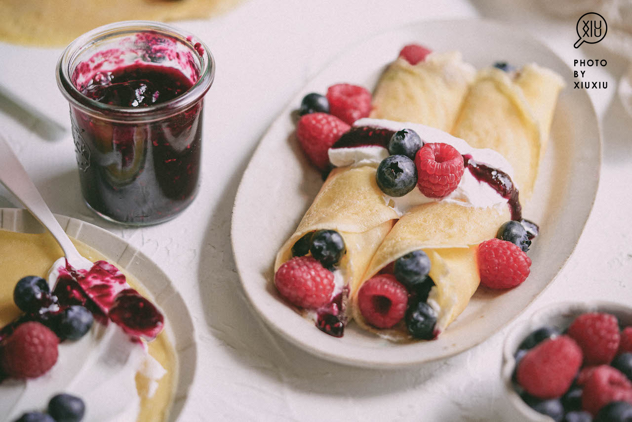 减肥解馋早餐-森林莓果酸奶可丽饼的做法