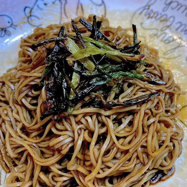 葱油拌面Spring Onion Noodles