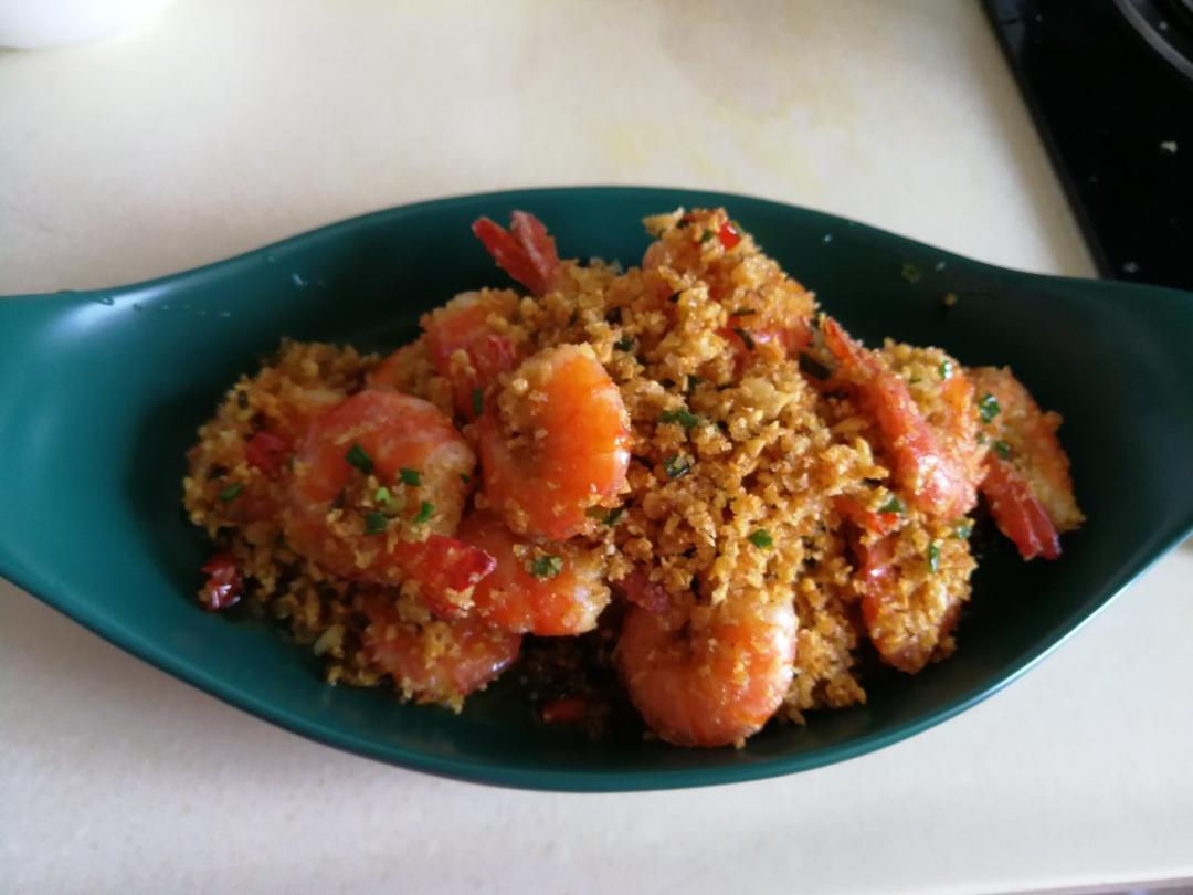 【避风塘香酥虾】