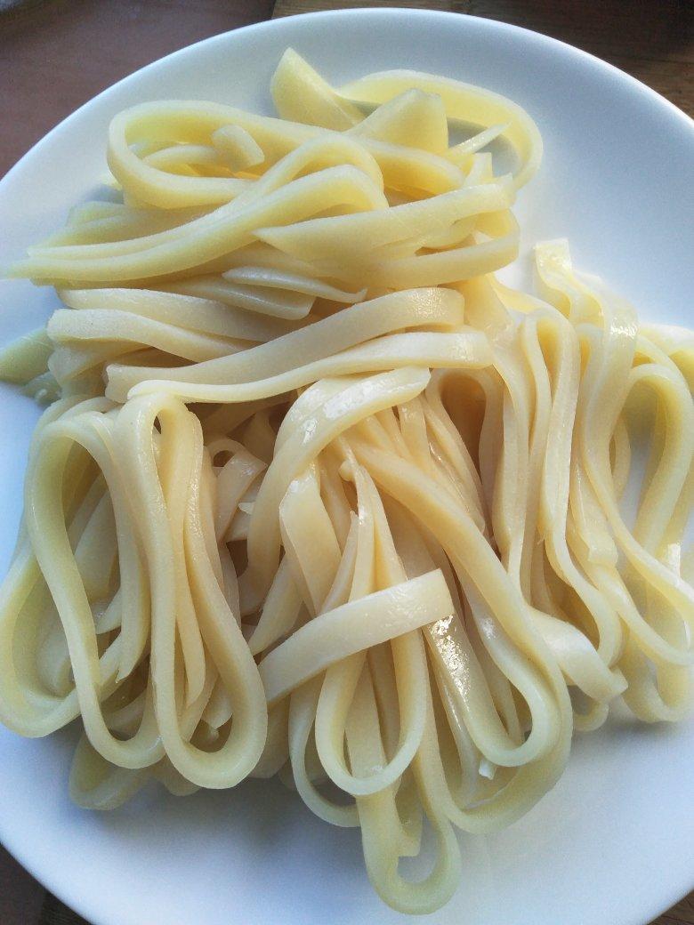 围裙麻麻的爱做的陕西美食之农家面皮