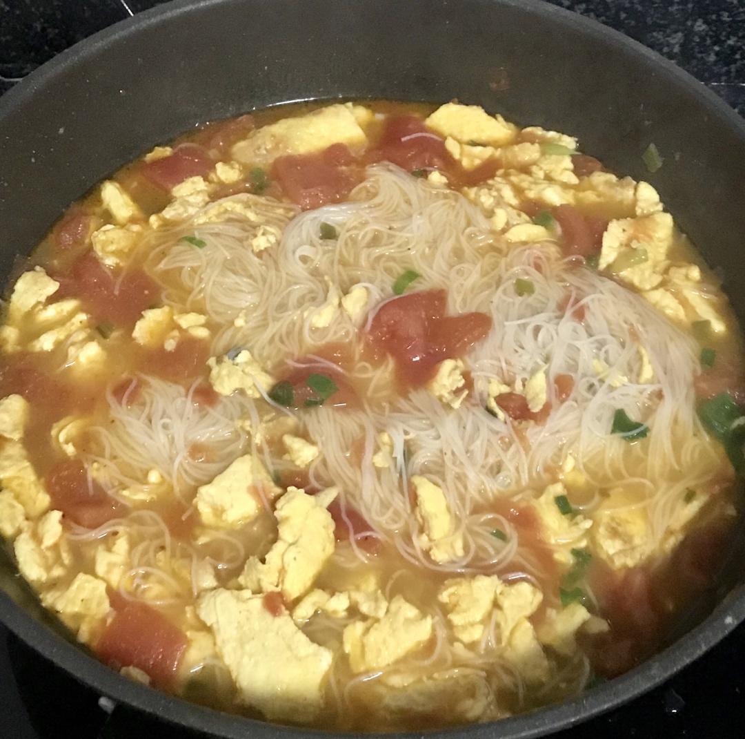 恨不得抱着锅舔的番茄鸡蛋面