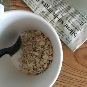 红豆薏仁牛奶麦片粥的做法 步骤3