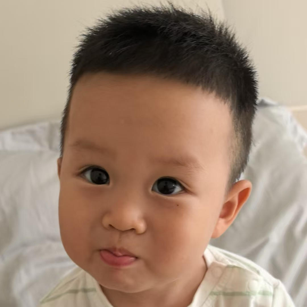 炸厨房的阿思