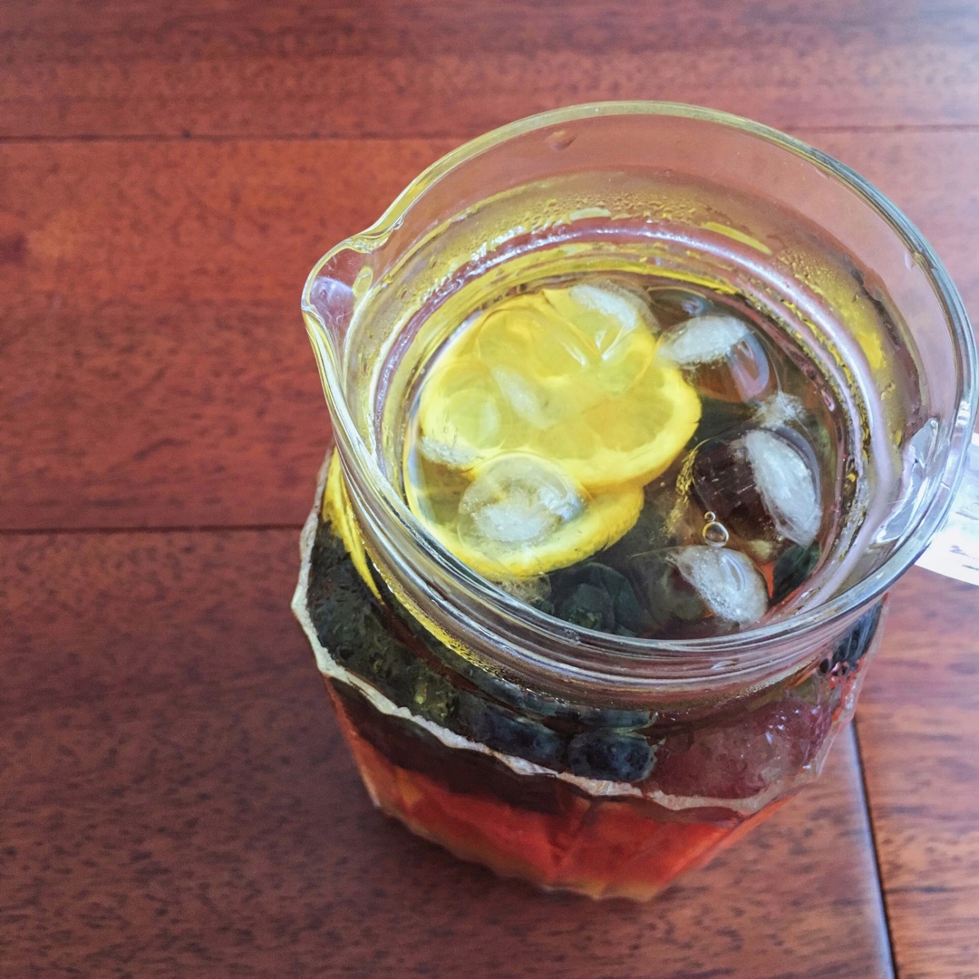 鲜果冷泡茶